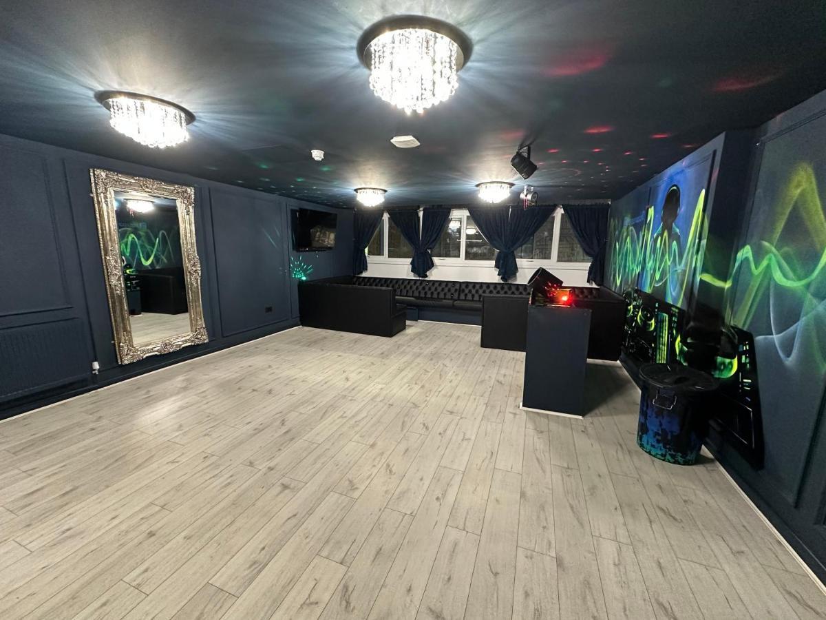 Ctr Dj Party - Ibiza * Liverpool